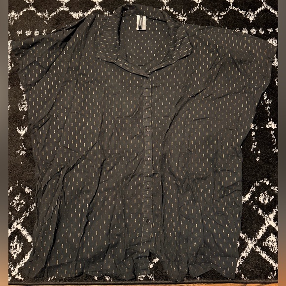 BCBGMaxAzria Tops - BCBGMaxAzria Black and Gold Casual Button-Down Shirt